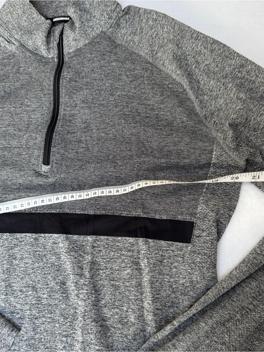 Nike Women’s Running Shirt Large Gray Dri-Fit 1/4 Zip Athletic Layer Thumbholes